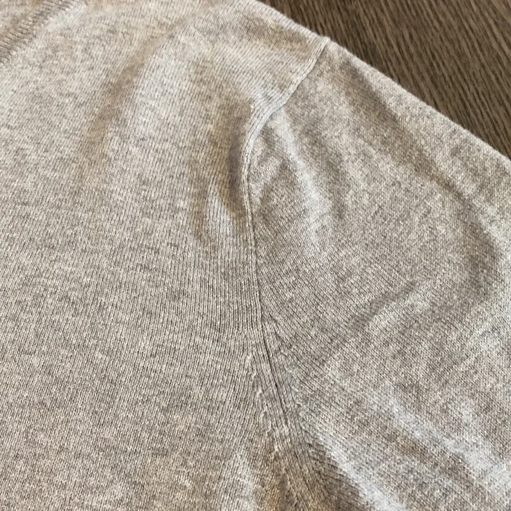 J. Crew Factory V-Neck long sleeve sweater. Size LT. Medium gray. Lightweight.